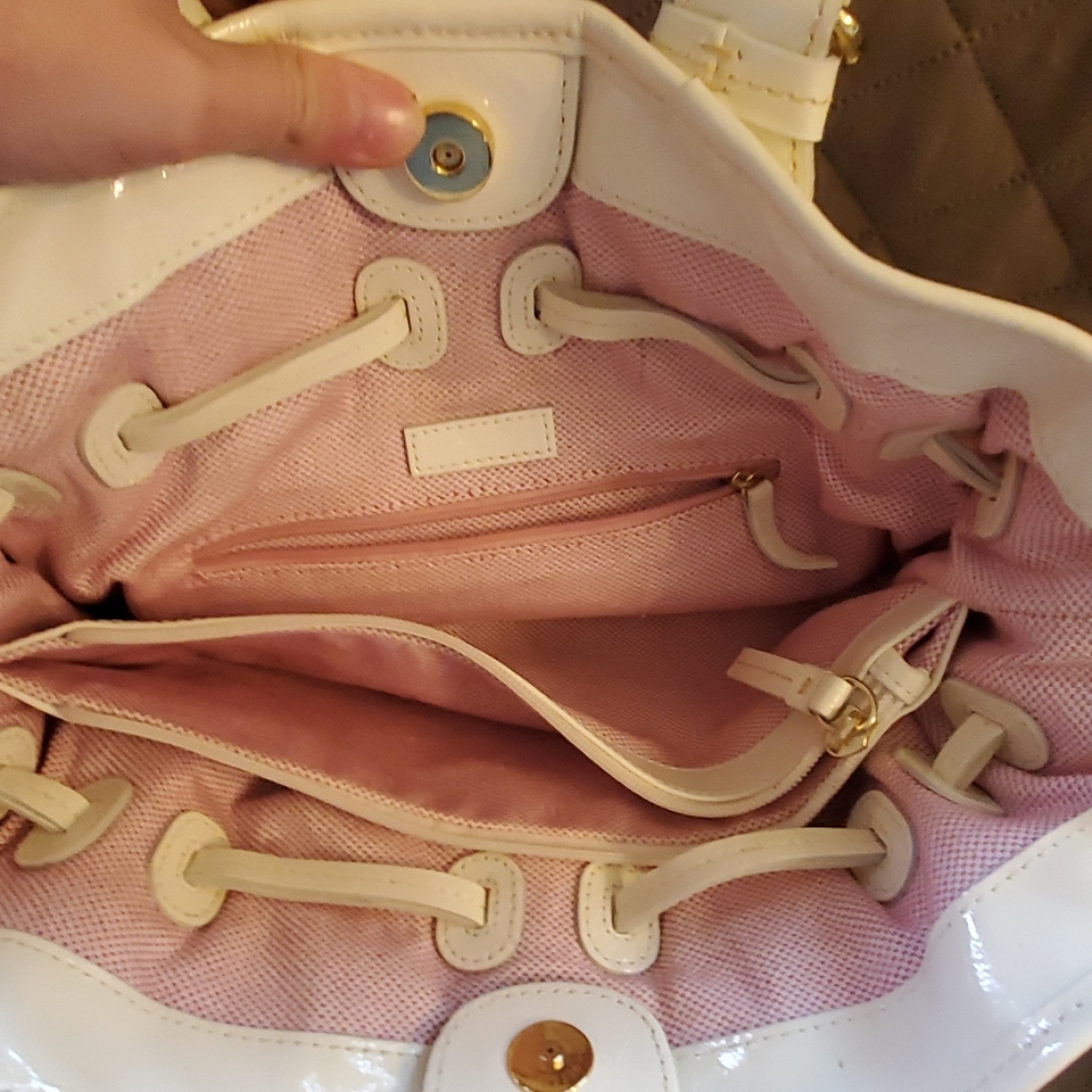 Purse - Picture 3 of 3